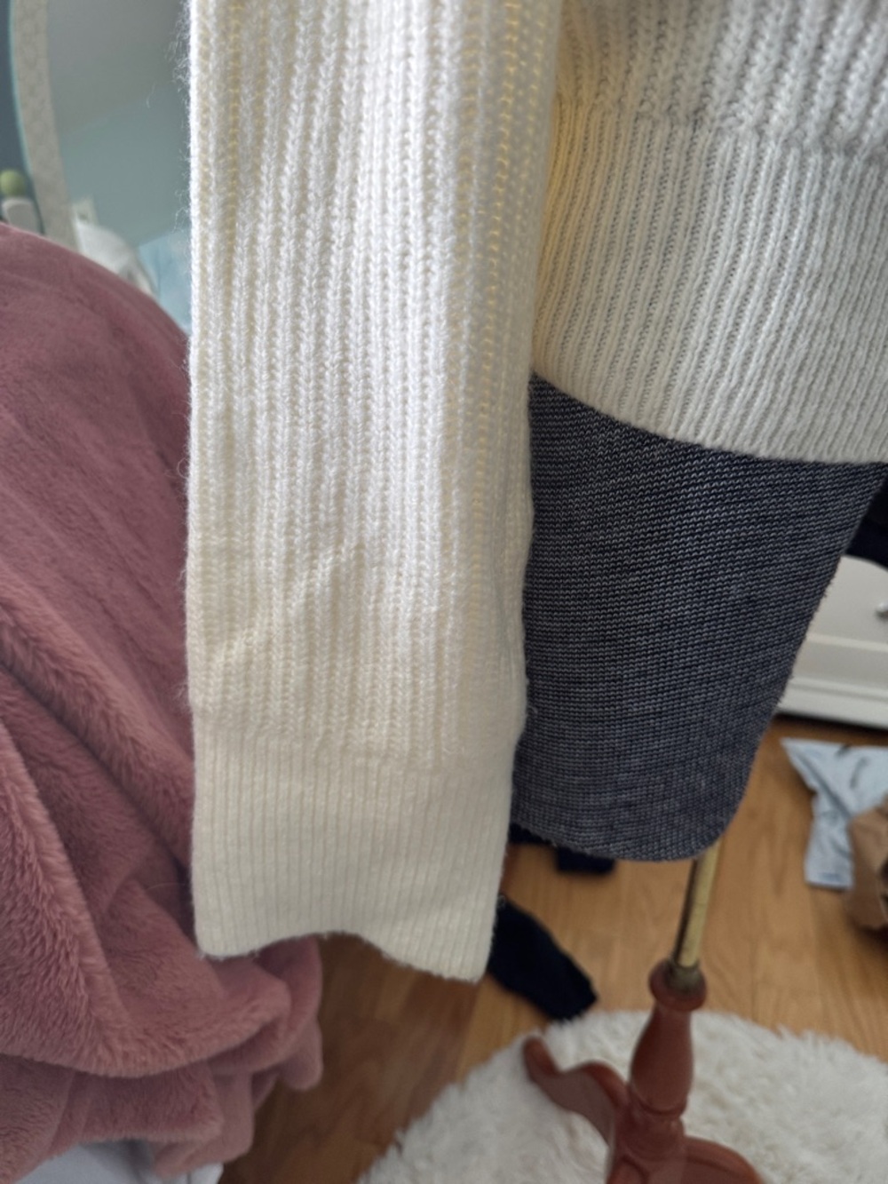 Abercrombie & Fitch Cream Ribbed Button-Cardigan - Picture 2 of 5